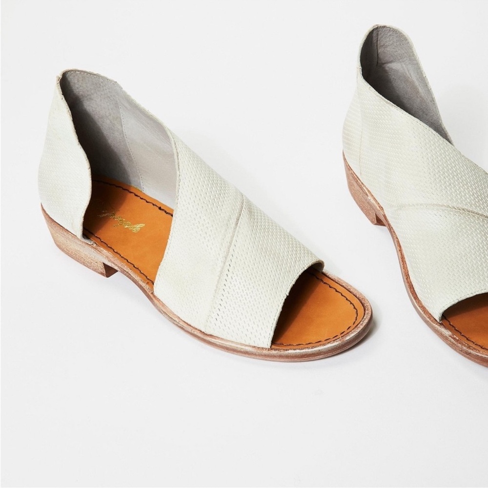 Free People Mont Blanc Asymmetrical Ivory Sandals